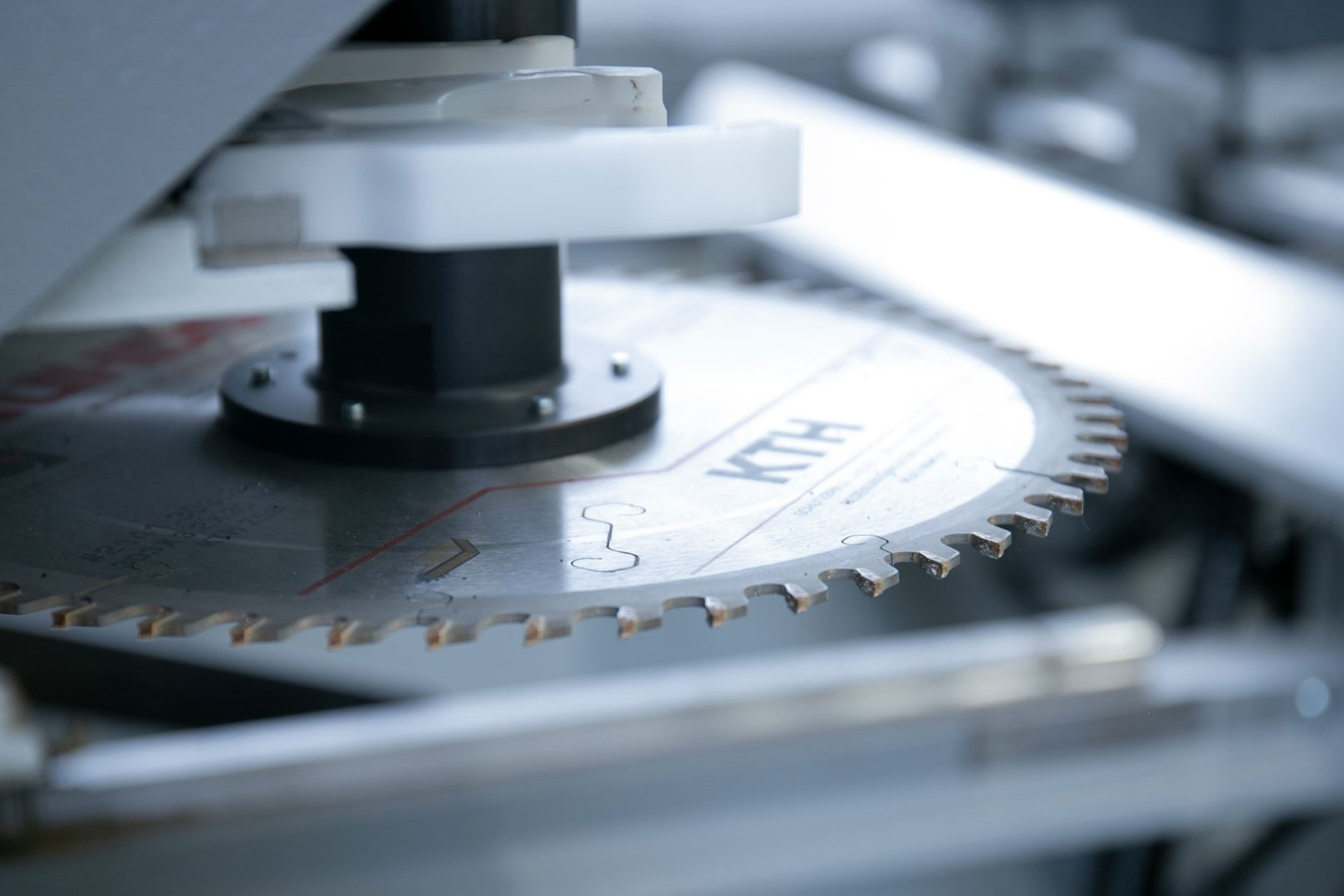 Dekoratec Zuschnittzentrum